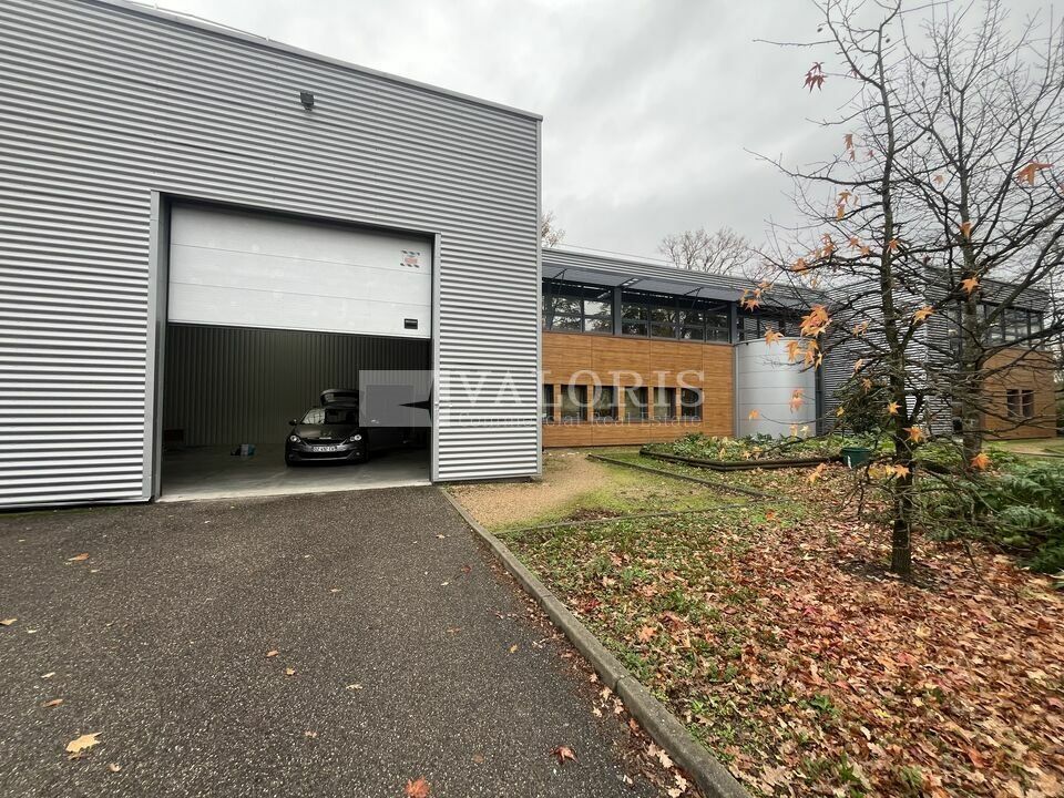 Location local d''activites 520 m² non divisibles