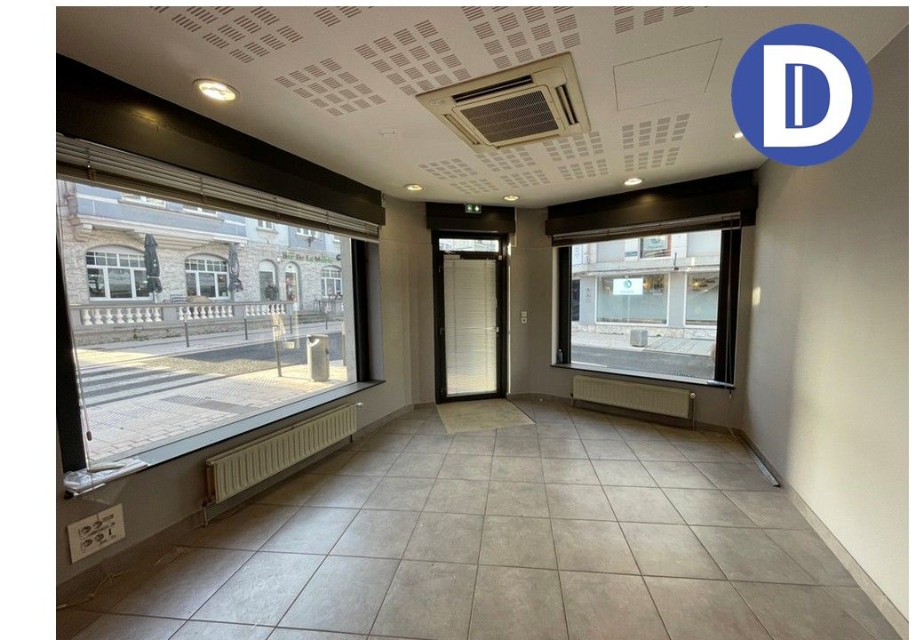 Vente activites 89.60 m² non divisibles