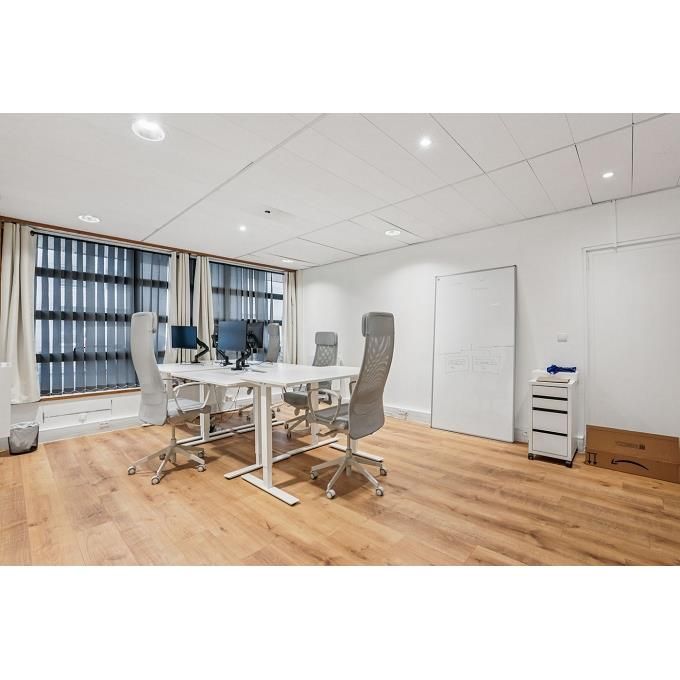Location bureaux 187 m² non divisibles