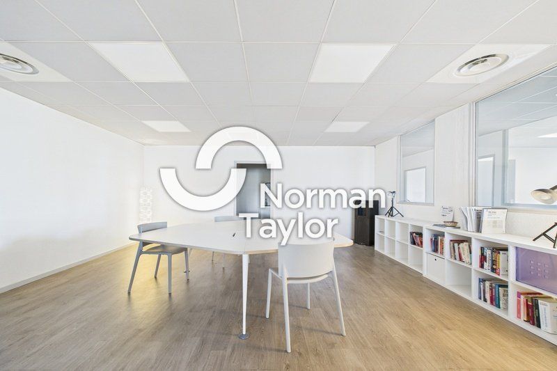 Location bureaux 1653 m² divisibles à partir de 74 m²