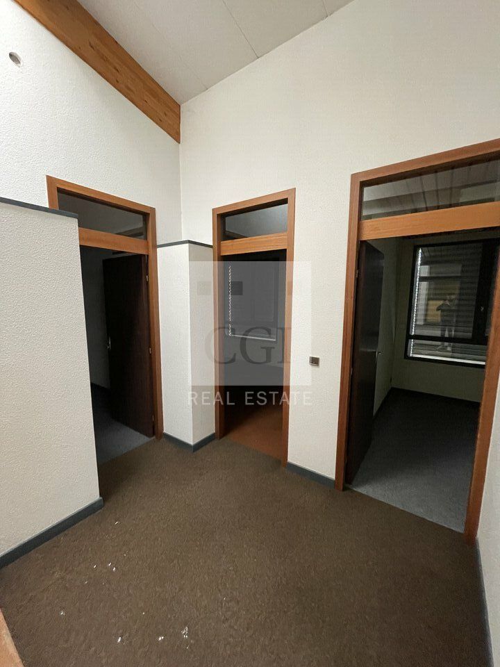À VENDRE – IMMEUBLE INDÉPENDANT DE 961 m² – VALENCE – BELLE VISIBILITÉ