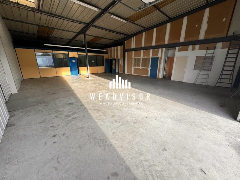 Location local d''activites 1250 m² non divisibles