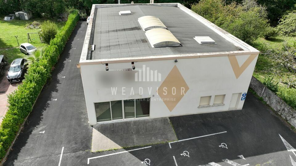 Location local commercial 480 m² non divisibles