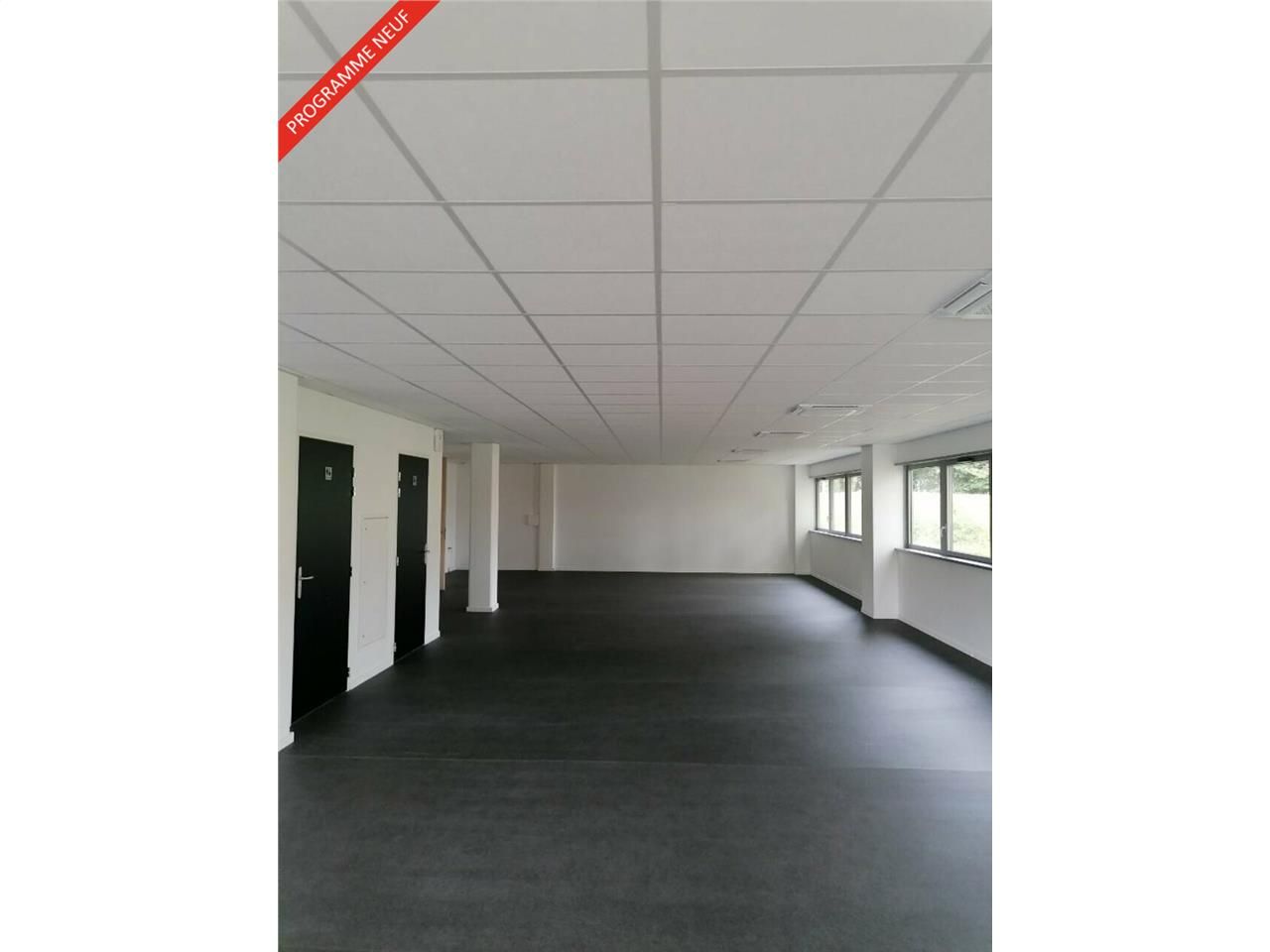 Location bureaux 200.75 m² non divisibles