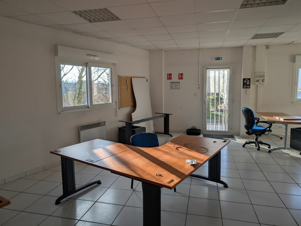 Location bureaux 104 m² non divisibles