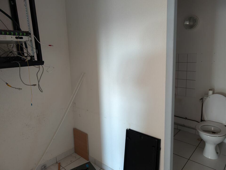 bureaux à louer très iumineux et en très bon état