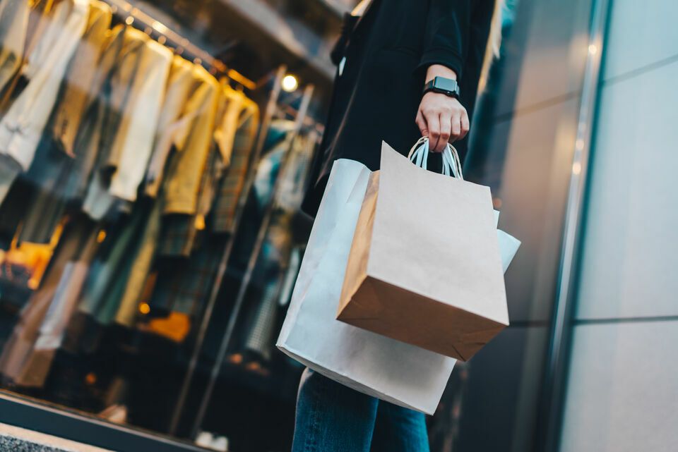 LOCATION LOCAL COMMERCIAL 211m2 MARSEILLE 6e