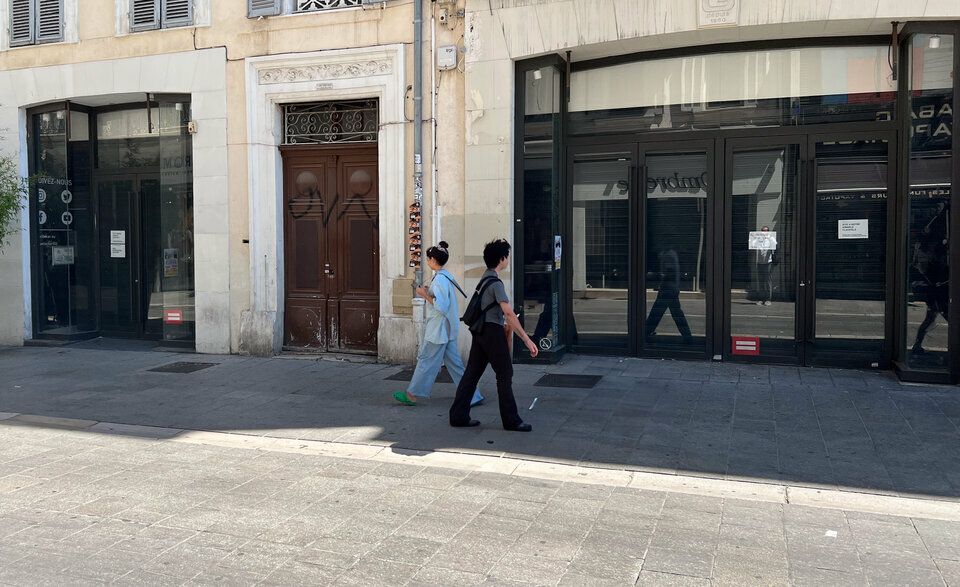 LOCATION LOCAL COMMERCIAL 635 m2 MARSEILLE 1er - EMPLACEMENT PRIME