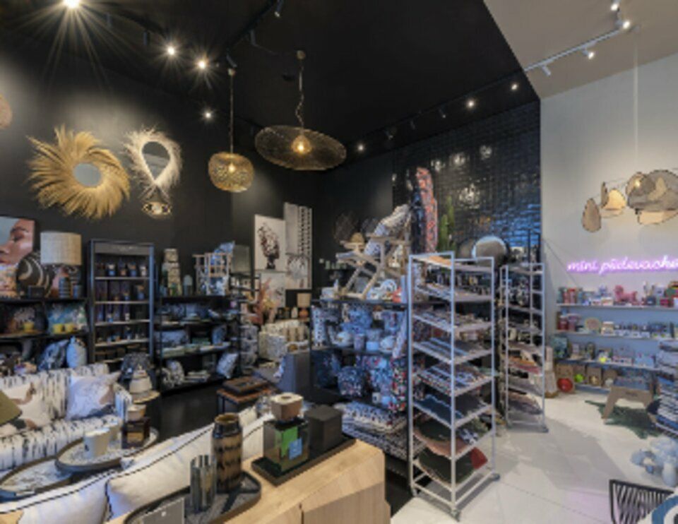 Location local commercial 125 m² non divisibles