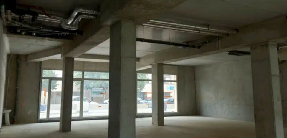 LOCATION LOCAL COMEMRCIAL DE 232 m2 - AIX-EN-PROVENCE