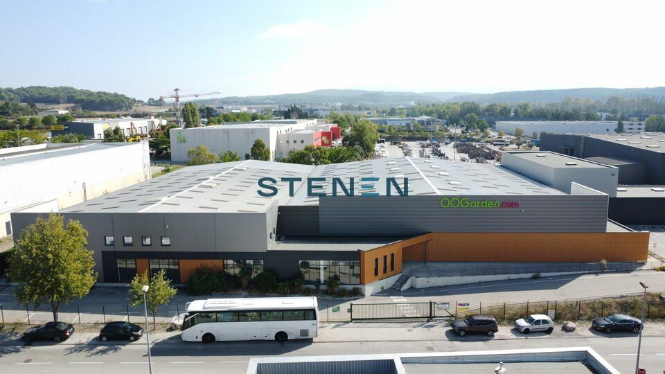 Location local d''activites 4800 m² non divisibles