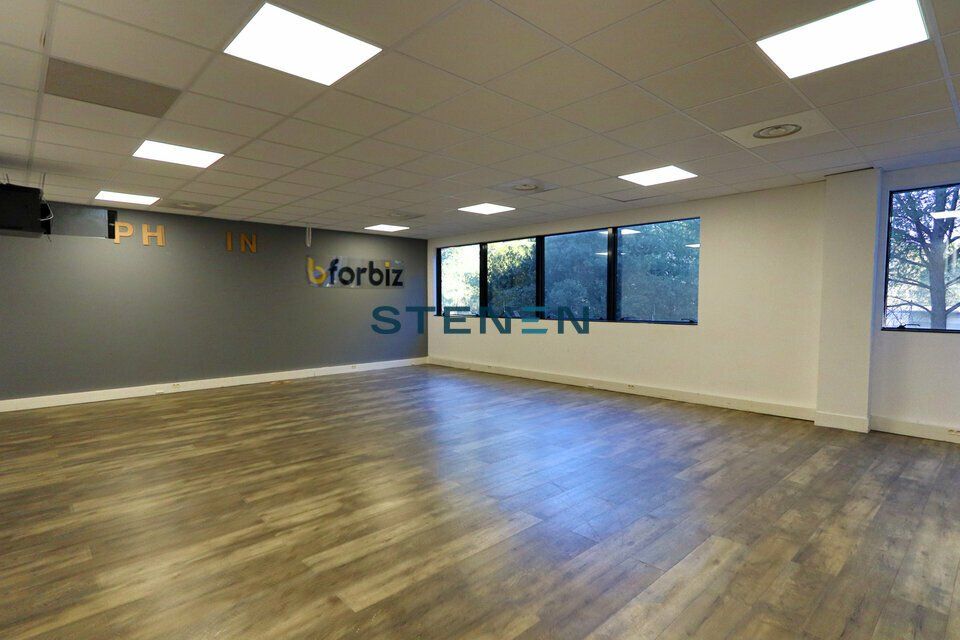 LOCATION BUREAUX 176M2 À Aix-en-Provence