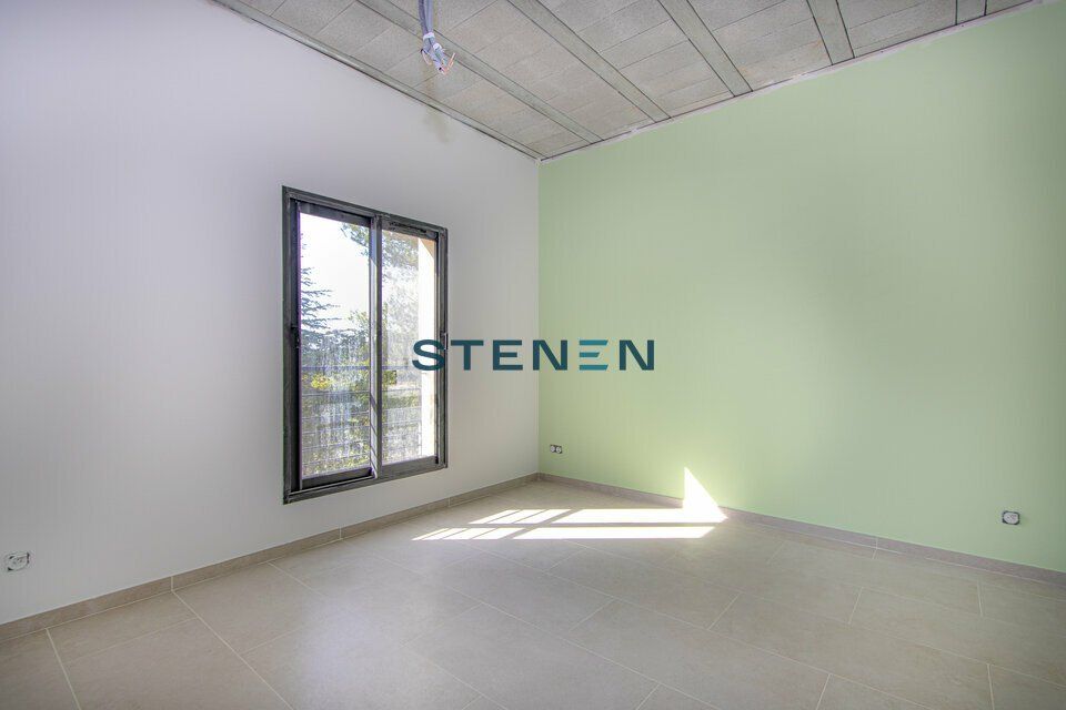 Location bureaux 225.5 m² non divisibles