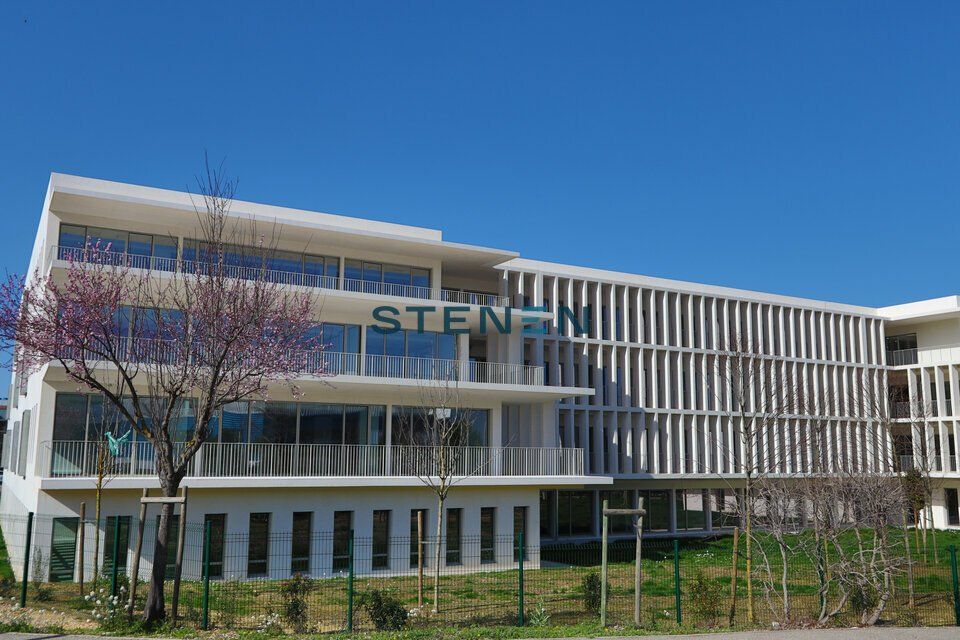 Location bureaux 385.3 m² non divisibles