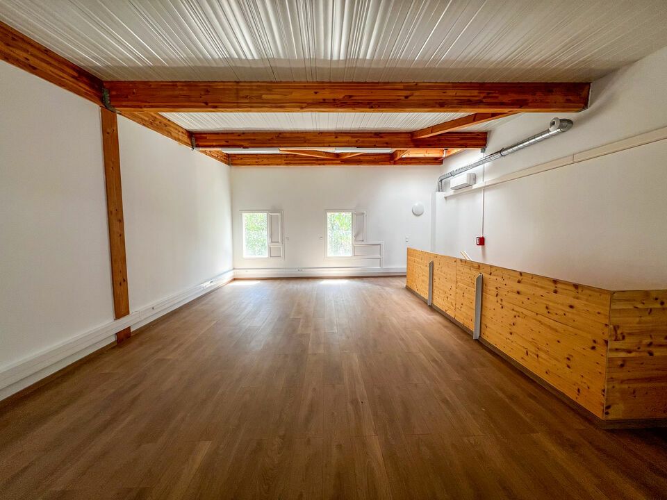 Vente bureaux 388 m² divisibles à partir de 96 m²