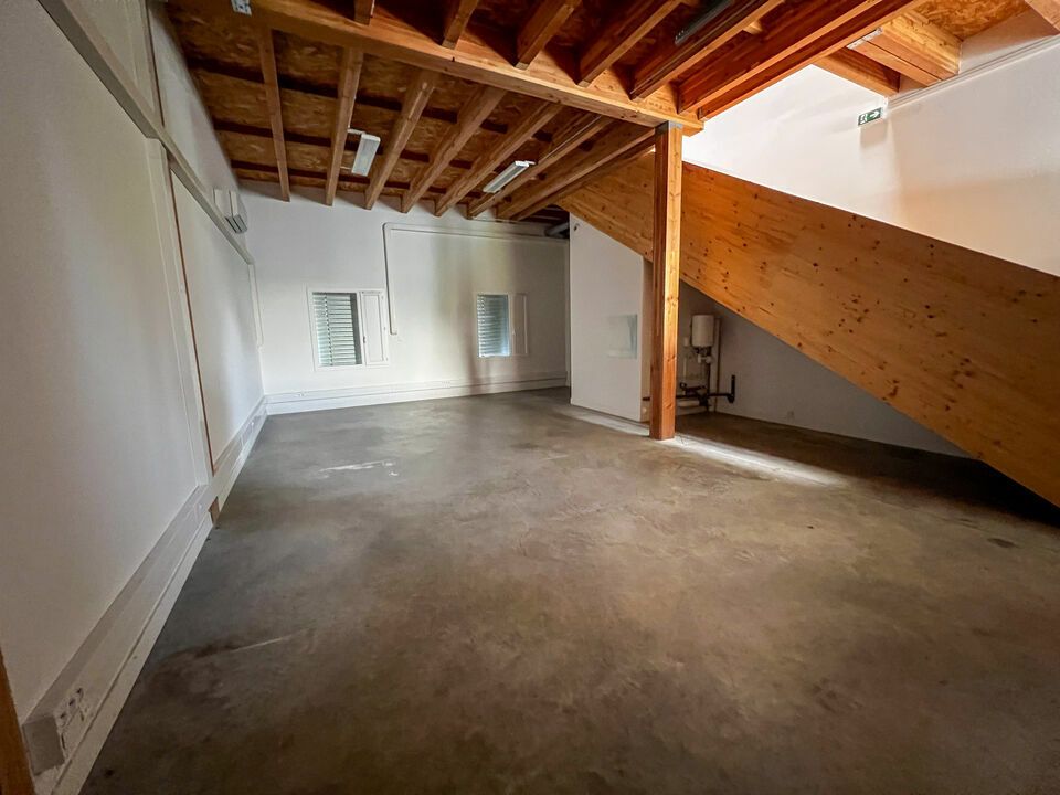 À VENDRE - LOCAL D'ACTIVITÉS 103M² - AVIGNON