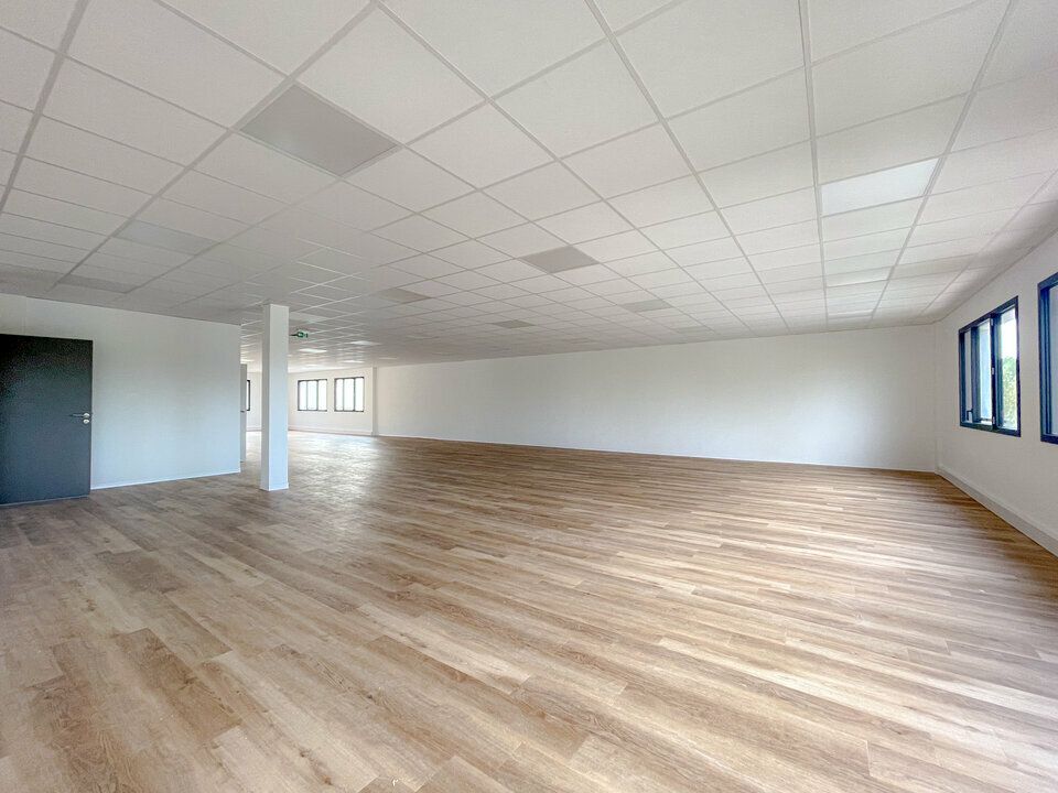 Location bureaux 375 m² divisibles à partir de 187 m²