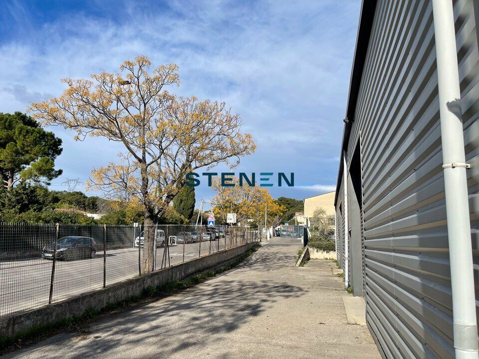 A LOUER ENTREPÔT 1000M2 SEPTEMES LES VALLONS