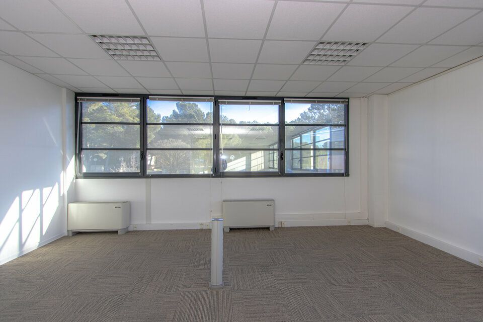 LOCATION BUREAUX 139m2 AIX EN PROVENCE