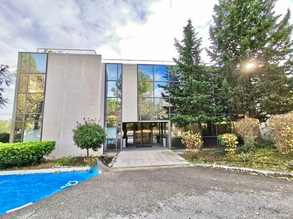 Location bureaux 228 m² non divisibles