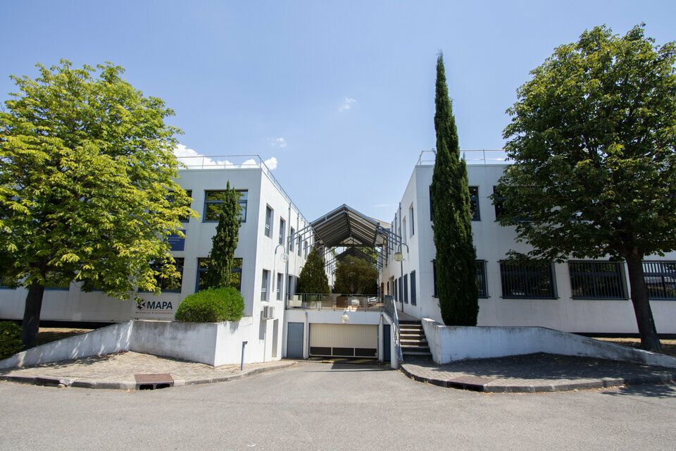 Location bureaux 323 m² non divisibles