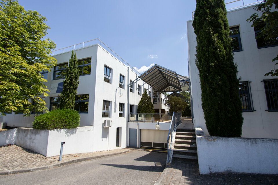 LOCATION-BUREAUX_323M2-LES MILLES