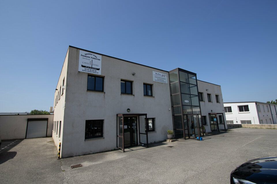 Location bureaux 79 m² non divisibles