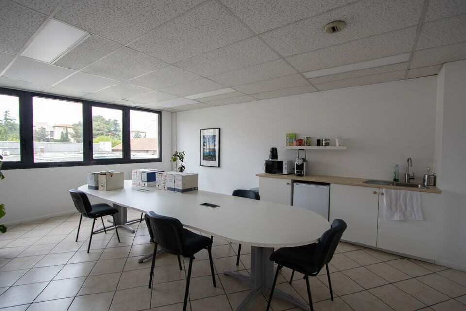 LOCATION BUREAUX 175M2 AIX-EN-PROVENCE
