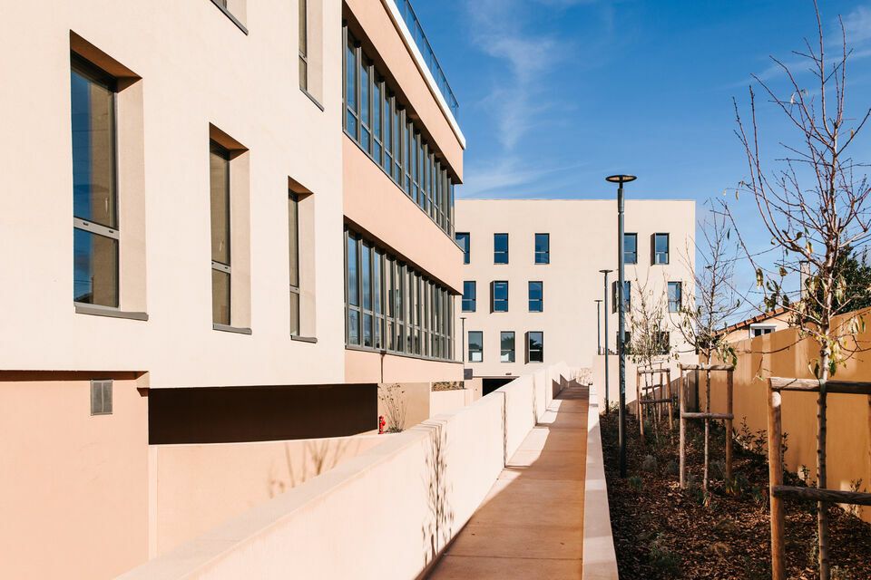 Location bureaux 2634.1 m² divisibles à partir de 142.6 m²