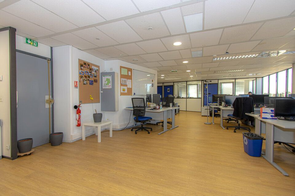 LOCATION BUREAUX 150m² AIX EN PROVENCE 