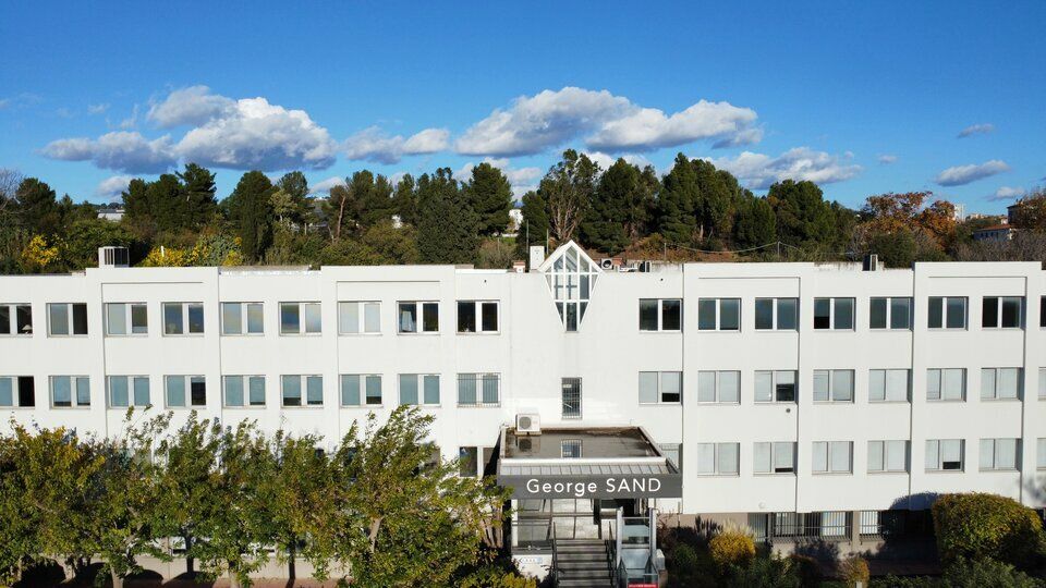 Location bureaux 300 m² non divisibles