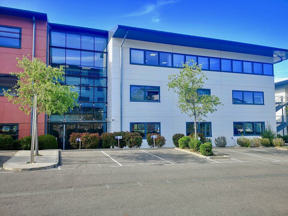 Location bureaux 772 m² non divisibles