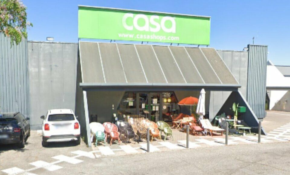 Location local commercial 422 m² non divisibles