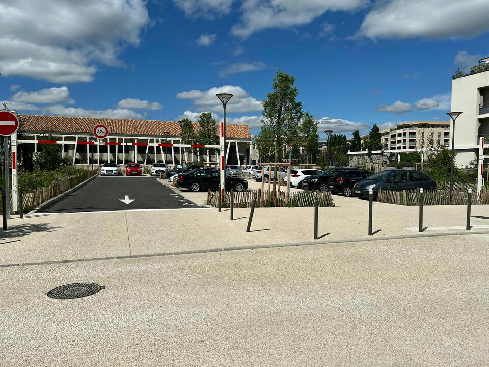 VENTE MURS LOCAL COMMERCIAL 105 m2 AIX EN PROVENCE