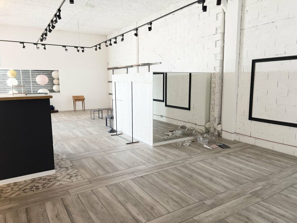 Location local commercial 280 m² non divisibles