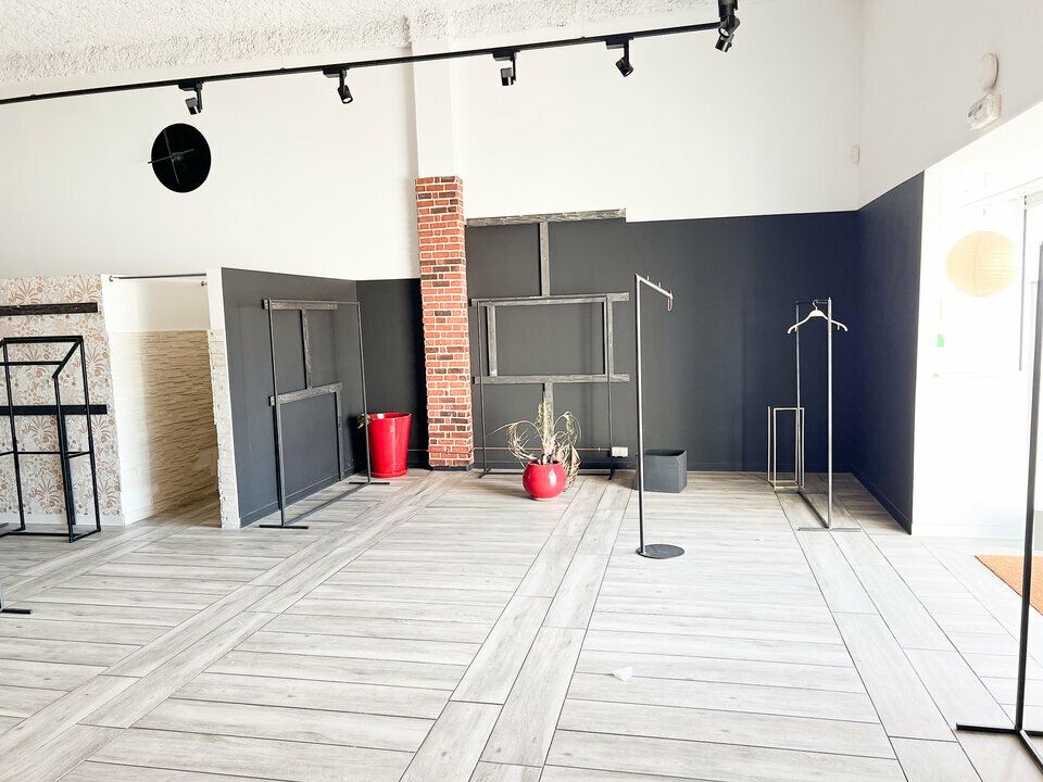 LOCATION LOCAL COMMERCIAL A LOUER 280 m2 VITROLLES