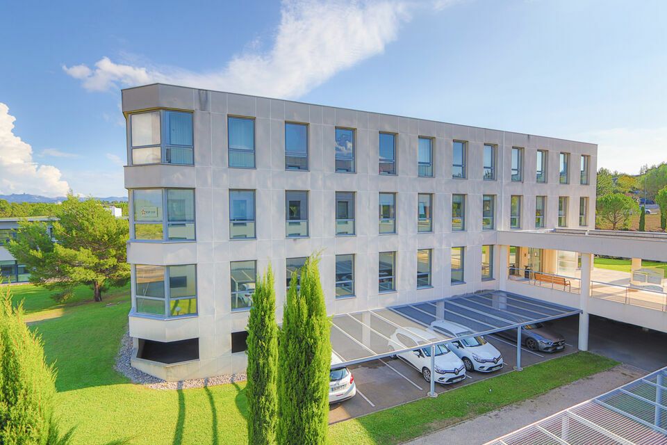 Location bureaux 300.79 m² non divisibles
