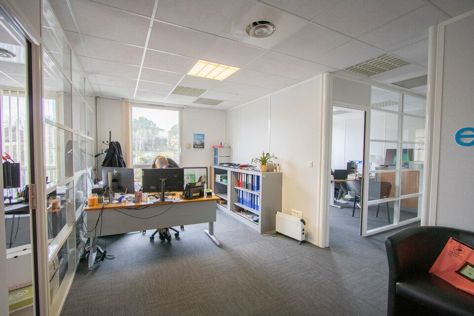 LOCATION BUREAUX 300M2 AIX EN PROVENCE