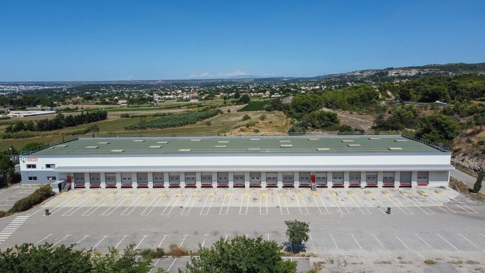 Location local d''activites 3548 m² non divisibles