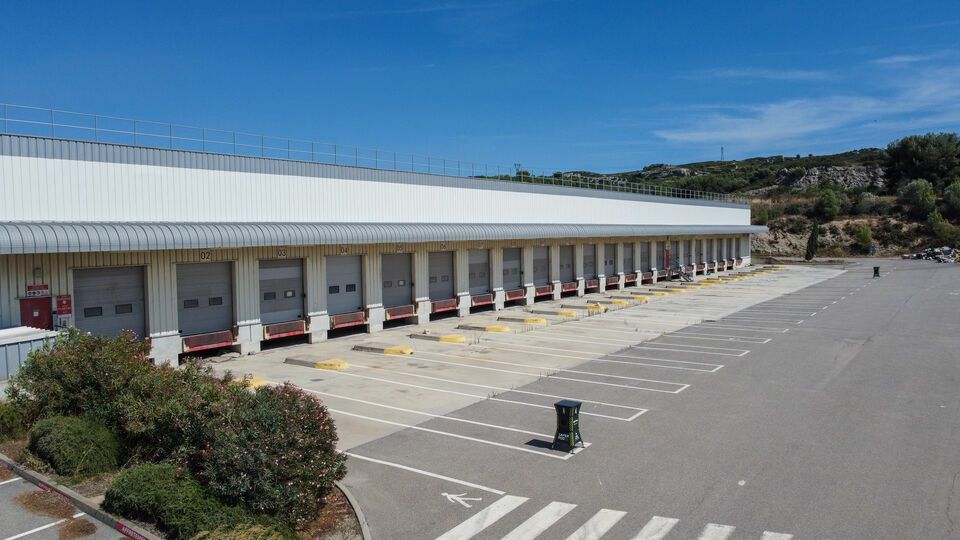 À LOUER - MESSAGERIE 3 548 M² - GIGNAC LA NERTHE 