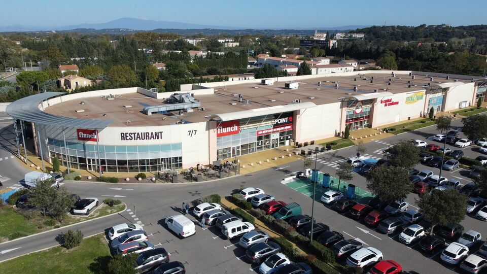 À LOUER - LOCAL COMMERCIAL 616M² - AVIGNON