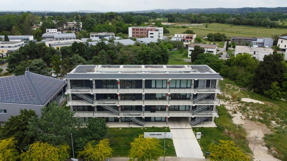 Location bureaux 300 m² divisibles à partir de 100 m²