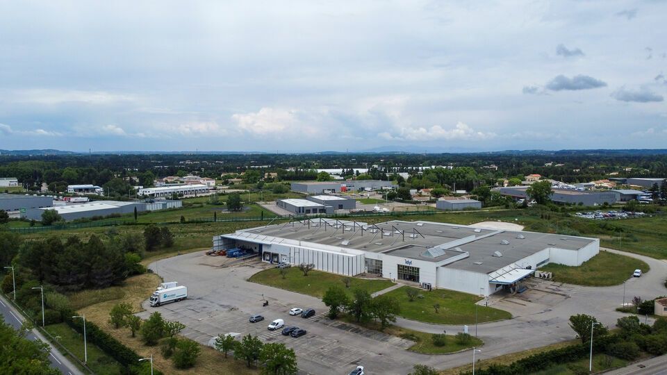 Location local d''activites 14880 m² divisibles à partir de 870 m²