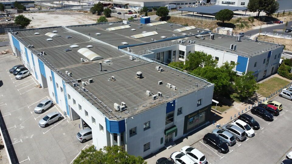 Location local d''activites 567 m² non divisibles