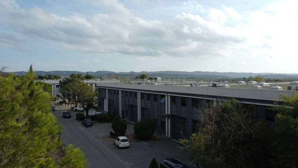A LOUER - entrepôt de stockage de 195 m²