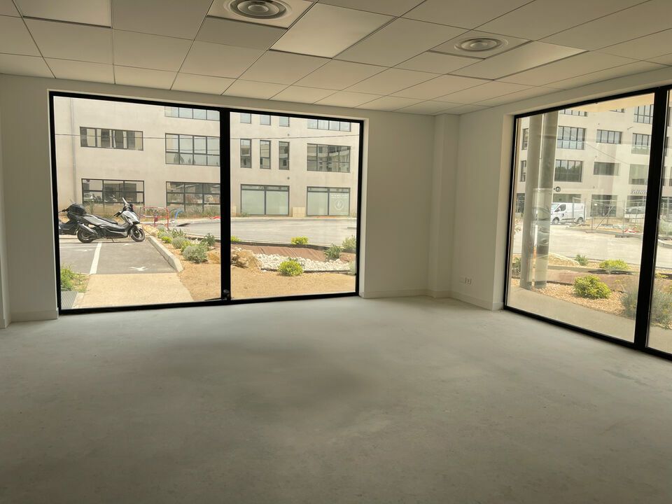 Location bureaux 315.5 m² divisibles à partir de 147.96 m²