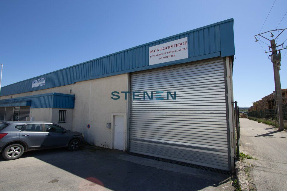 Location local d''activites 450 m² non divisibles