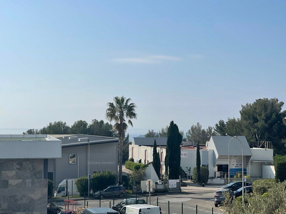 Location bureaux 757 m² non divisibles