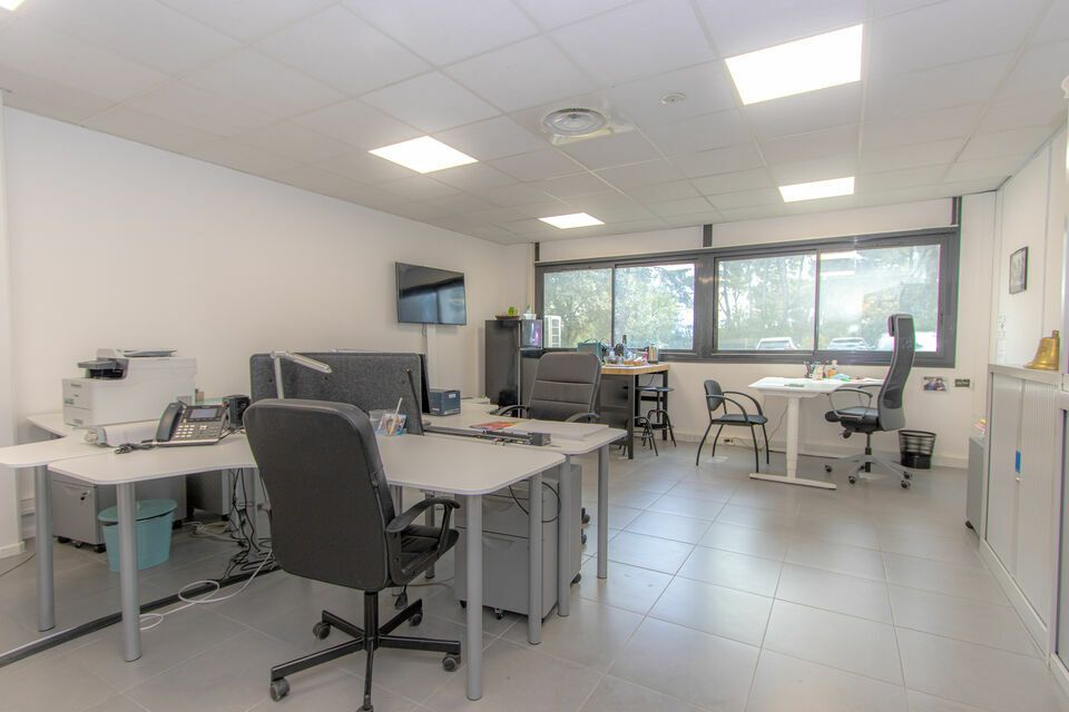 LOCATION BUREAUX 110m2 AIX EN PROVENCE 