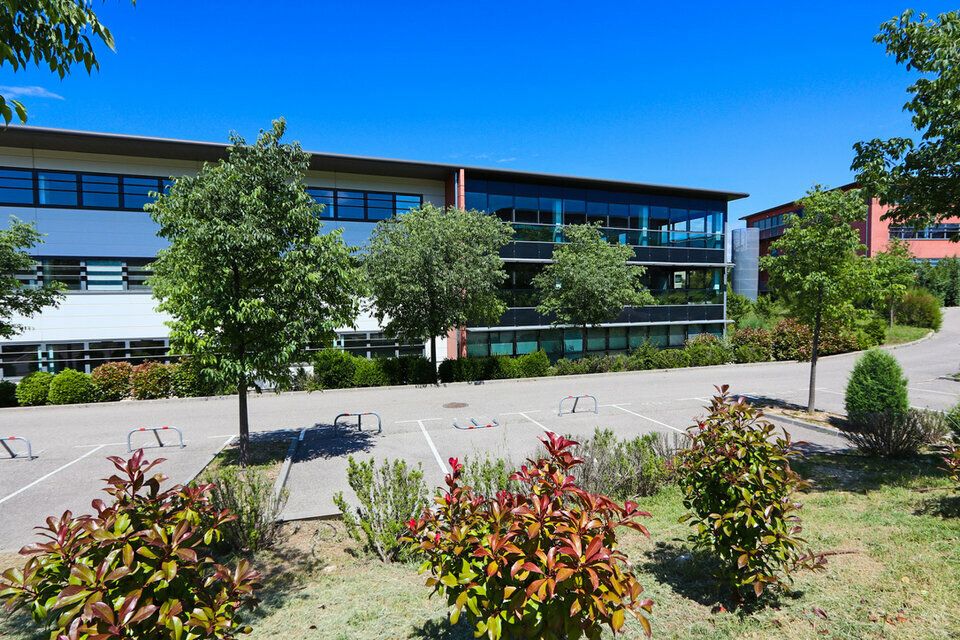 LOCATION BUREAUX 1929m2 AIX EN PROVENCE